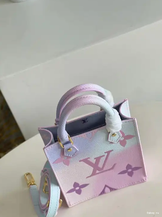 VUITTON PLAT PETIT SAC LOUIS 0703